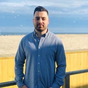 Meet your Posher, Corey